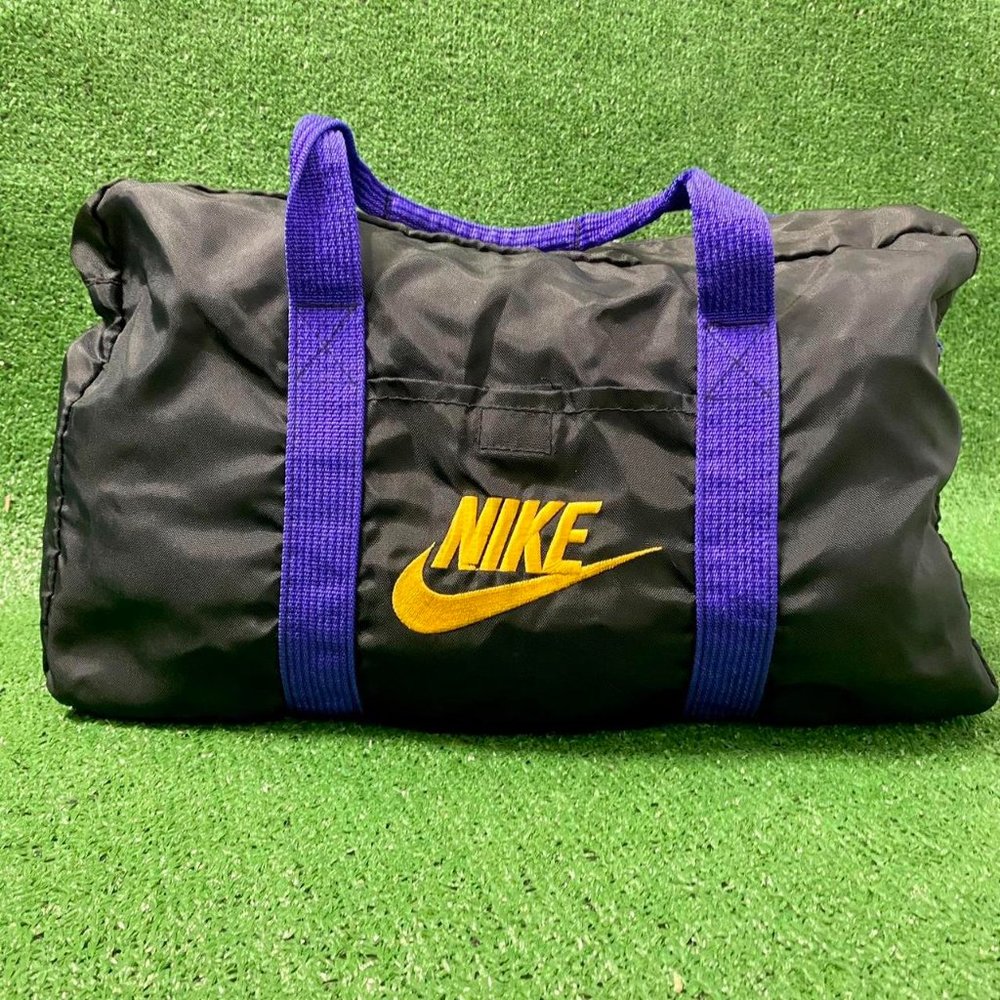 Vintage Nike Duffle Bag